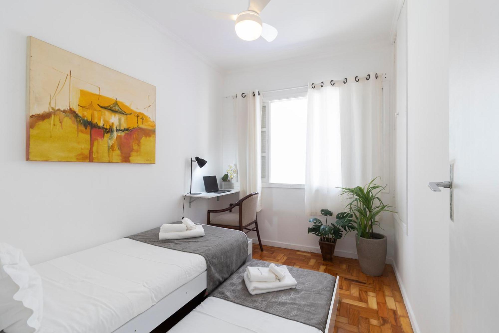 Casa Aconchegante Com 4 Quartos Na Madalena * São Paulo